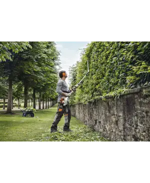 Taille-haies sur perche HL 94 C-E - STIHL