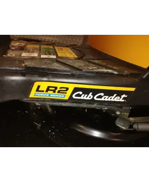 MINIRIDER LR2 NS76 À ÉJECTION LATÉRALE - CUB CADET - OCCASION 1799€